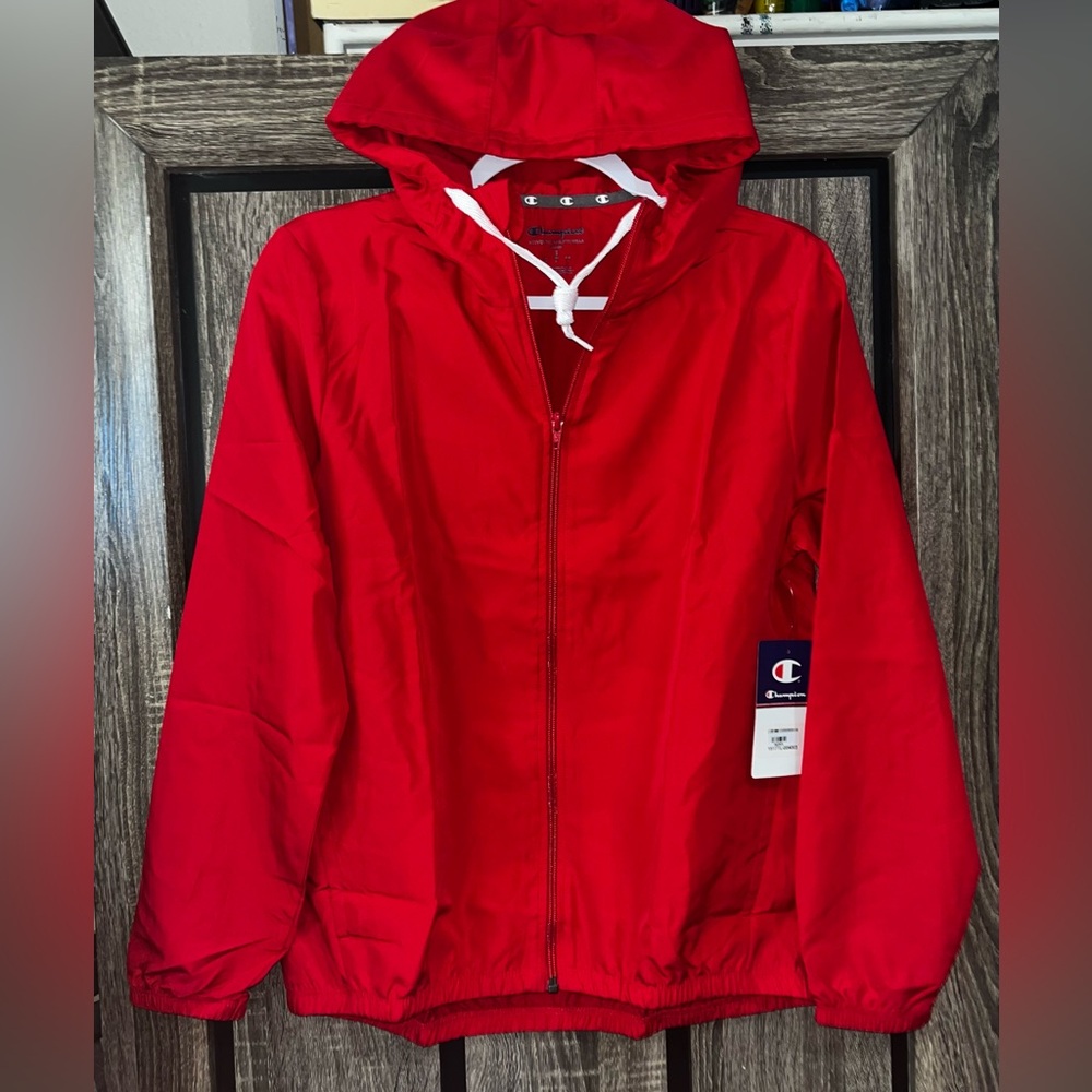 NWT~Ladies Champion Windbreaker Red ~Sz S~
